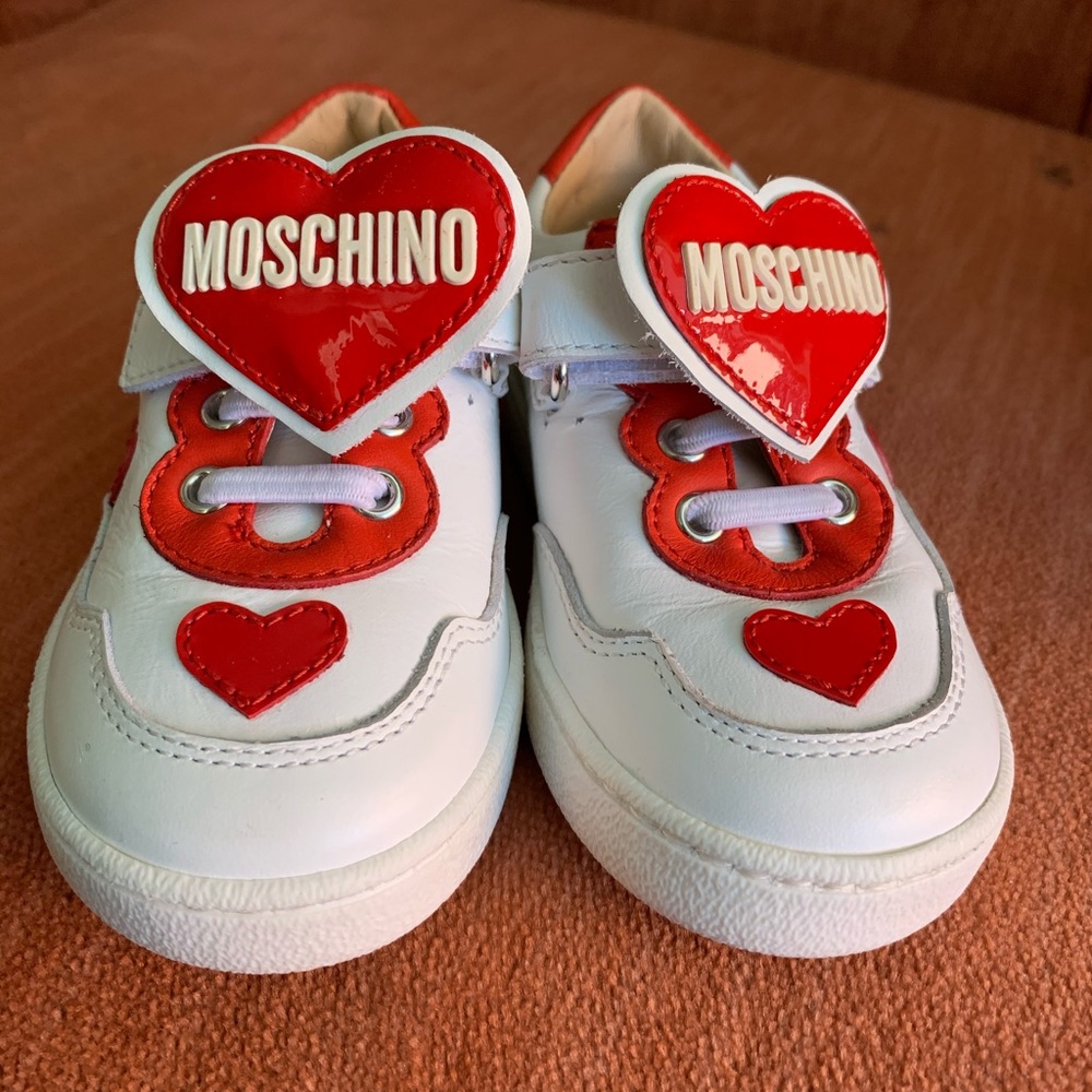 Baby Size 5.5Moschino sneakers
